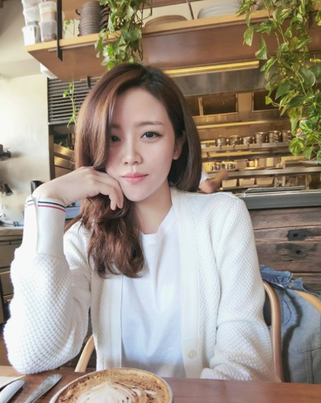Nhan sắc của Ông Thoại Liên là điều không phải bàn cãi, cô nàng này thuộc top những gương mặt rich kid xinh đẹp và giàu có.
