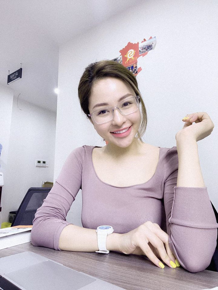 Đặc biệt, Trâm Anh cũng chứng minh sự đảm đang, tự tay chuẩn bị những bữa cơm nhà.