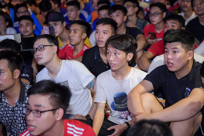 Trong trận chung kết FA Cup, Chelsea sẽ đụng độ với người hàng xóm tại thành London là Arsenal sau khi các "pháo thủ" vượt qua Man City với tỷ số 2-0.