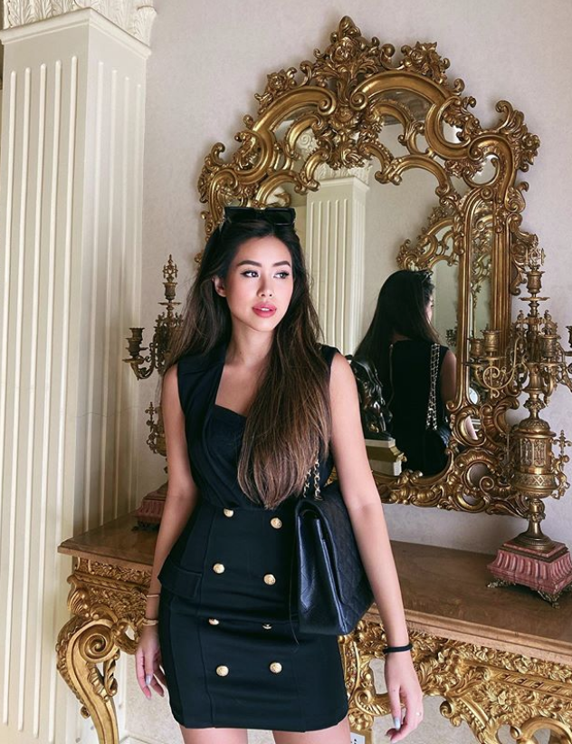 Tiên Nguyễn là một trong những rich kid Việt đình đám hiện nay. Cô nàng chính là con gái rượu của “ông vua hàng hiệu” Johnathan Hạnh Nguyễn và diễn viên Thủy Tiên.