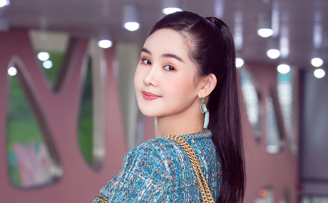 Giờ đây, Lê Âu Ngân Anh không muốn nhắc về những lùm xùm tại Hoa hậu Đại dương 2017 mà cô muốn hoàn thành tốt vai trò giảng viên và MC truyền hình của mình.