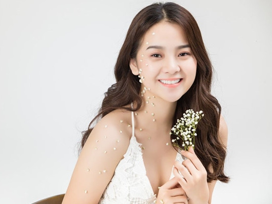 Với nét diễn tự nhiên, chân thật, Tam Triều Dâng đã tạo được nhiều dấu ấn trong lòng khán giả qua các bộ phim như: Chuyện làng bè, Tiệm bánh hoàng tử bé, Ông Tơ – Bà Nguyệt, Thần tượng…