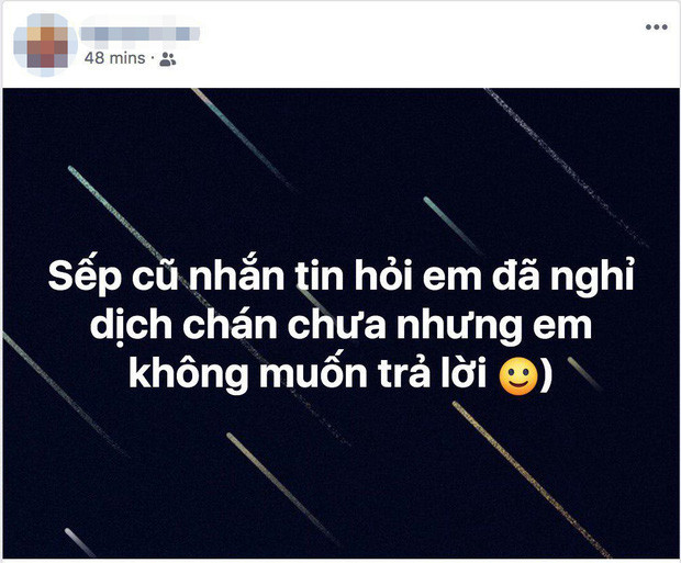 Nhắc đến công việc bỗng thấy nhức đầu không muốn trả lời.