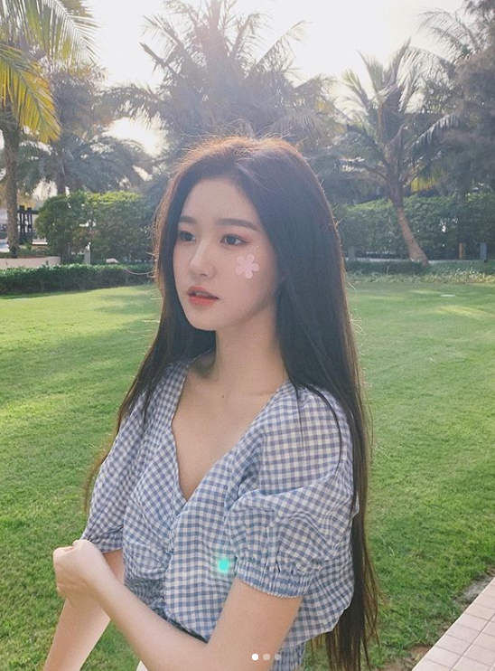 Có lượng theo dõi lớn song Lin Zhen chọn lối sống kín tiếng, không chia sẻ thông tin cá nhân trên truyền thông hay mạng xã hội.