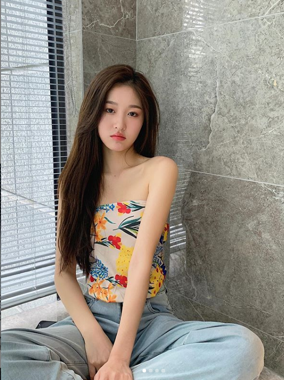 Trong vũ trụ hot girl Instagram có vô vàn cái tên khiến dân tình bị thuyết phục bởi nhan sắc thượng thường và tài năng xuất chúng. Trong đó, nếu không kể tới cô nàng Lin Zhen thì quả thật vô cùng thiếu xót.