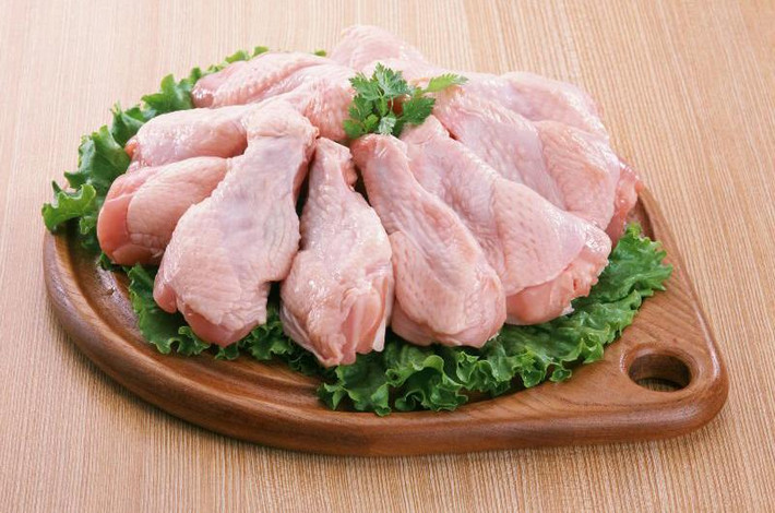 Thịt gà được công nhận là "nguồn protein tốt nhất", phù hợp cho cả người trẻ và người già.