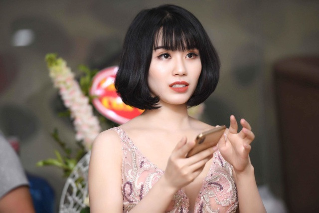 Dù chưa biết thực hư câu chuyện về status khó hiểu của Fanpage tick xanh tên Linh Miu ra sao nhưng thực sự nó đã thu hút sự chú ý của nhiều người.