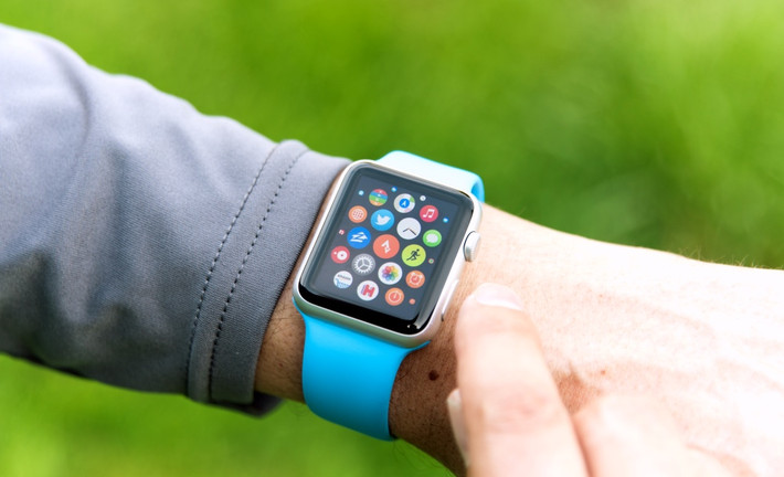 Ngoài ra sử dụng Hole 19 kèm Apple Watch còn cung cấp tính năng bảng điểm điện tử giúp bạn dễ dàng lập trận thi đấu cùng bạn bè người thân tại các sân golf trên thế giới.