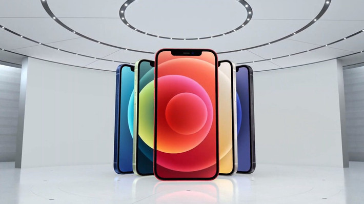 5 màu sắc mới của hai dòng iPhone 12 mới này là black (đen), white (trắng), product red (đỏ), blue (xanh navy), green (xanh lá/lục). Trong đó, có 2 màu mới là xanh lục và xanh navy.