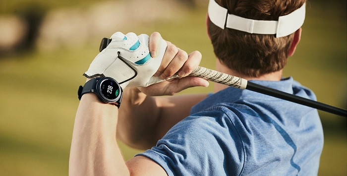 Giống như cây gậy golf, một đôi găng tay thông minh cũng là trợ thủ đắc lực đối với các golfer bởi những ưu điểm mà nó mang lại.