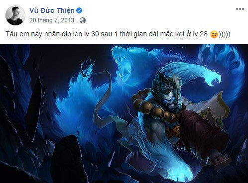 Trong khi một cái tên khác trong showbiz Việt là ''cây hài mới nổi'' của chương trình Rap Việt - Rhymastic cũng nằm trong danh sách những rapper mê mẩn tựa game LMHT. Vào thời điểm vài năm trước, trang cá nhân của Rhymastic tràn ngập bài đăng về game, đủ để thấy anh chàng này cuồng LMHT chẳng kém game thủ nào.