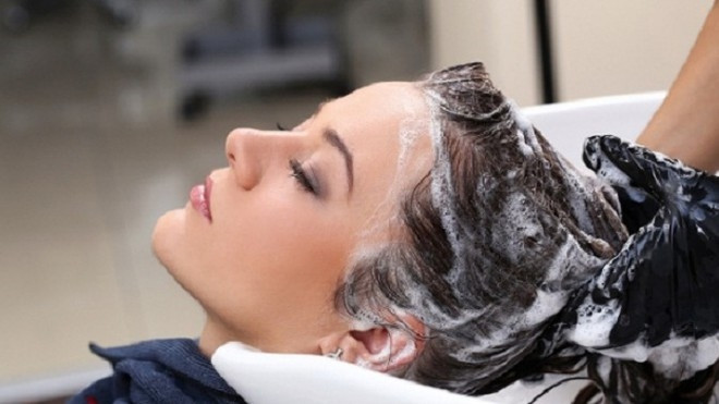 Theo các chủ quán, từ chiều 30 Tết, giá sẽ tăng tiếp gấp rưỡi vì đa số thợ đều nghỉ từ trưa 30 Tết, nên đến chiều chỉ còn lại 1 - 2 người. Ảnh minh họa