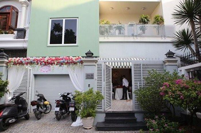 Lam Trường có một căn biệt thự 3 tầng khang trang trên một con đường đẹp của quận Tân Bình, TP HCM. Ảnh: ĐSPL
