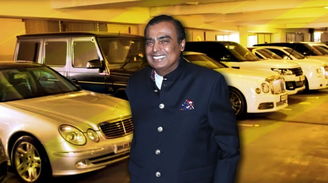Tỷ phú Mukesh Ambani đã dành 6 tầng để trưng bày BST những chiếc siêu xe của mình. Nguồn ảnh: Vogue India