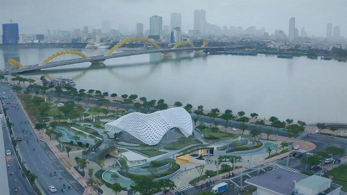 Sau 14 tháng thi công gấp rút, công viên APEC mở rộng nằm ở phường Bình Hiên, quận Hải Châu (Đà Nẵng) có tổng vốn đầu tư gần 760 tỷ đồng đã chính thức đi vào hoạt động. Ảnh: VGP/