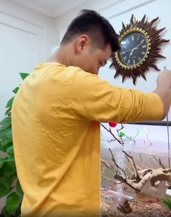 Mới đây, diễn viên Bảo Thanh chia sẻ trên TikTok đoạn clip quay cùng ông xã tại nhà riêng.
