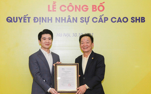 Đỗ Quang Vinh (SN 1989) là con trai lớn của ông Đỗ Quang Hiển. Tháng 10/2021, chàng thiếu gia này chính thức được bổ nhiệm làm Phó Tổng Giám đốc SHB. Ảnh: SHB