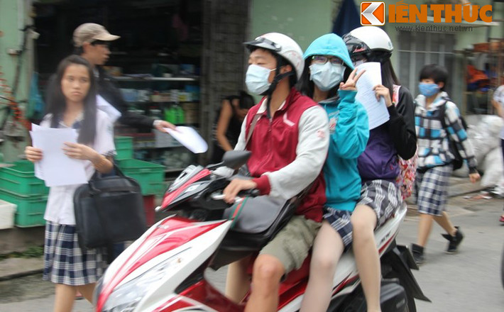... kẹp 3 rời hội đồng thi trường PTTH Thủ Đức...