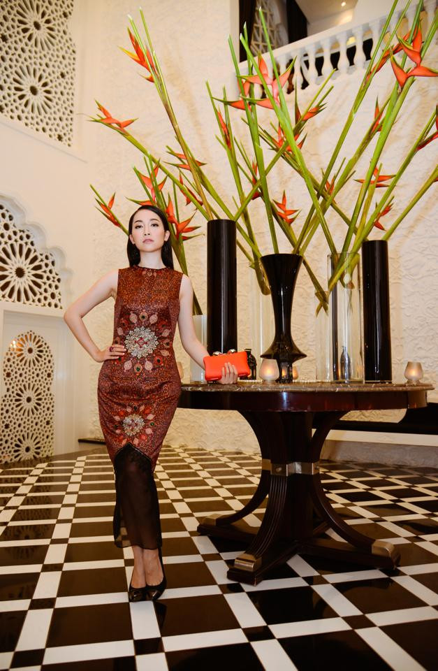 Tối qua, xuất hiện tại sự kiện, Linh Nga nổi bật với hình ảnh xinh đẹp, trẻ trung.
