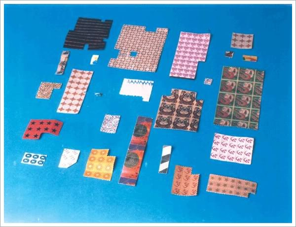 Loại thuốc này có các tên gọi như "viên giấy" "trip" hay "ma túy tem giấy LSD". LSD là một loại thuốc gây ảo giác và làm thay đổi tâm trạng, là loại ma túy gây ảo giác cực kỳ mạnh. LSD không vị, không mùi, và không màu.