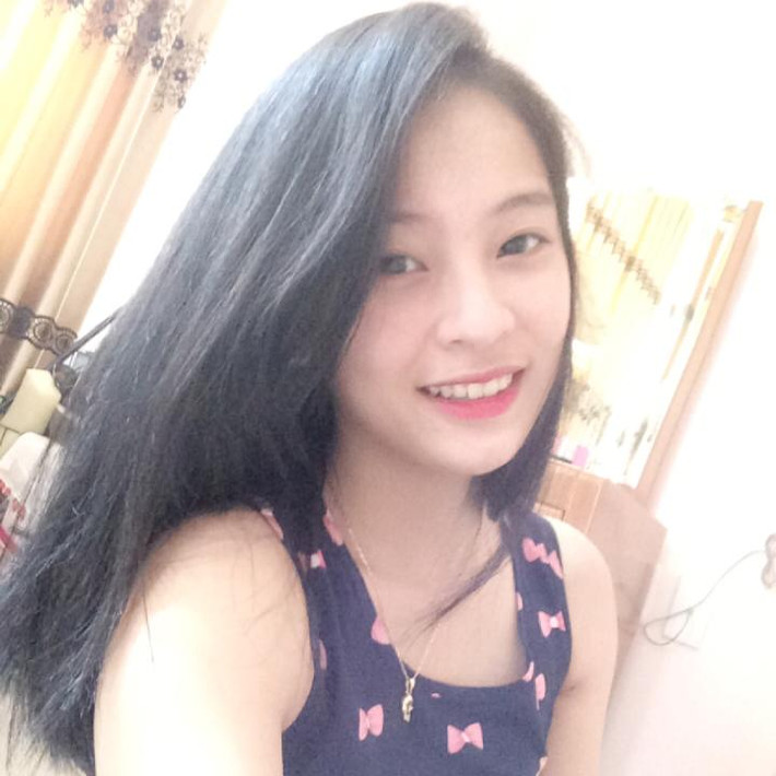 Hiện tại chưa có nhiều thông tin về cô gái xinh xắn này, nhưng nhiều người hâm mộ vẫn chờ đợi vào một mối quan hệ, một tình cảm hay ho giữa chàng tiền đạo luôn đầy bản lĩnh của tuyển U19 Việt Nam và cô em họ đáng yêu của người đồng đội.