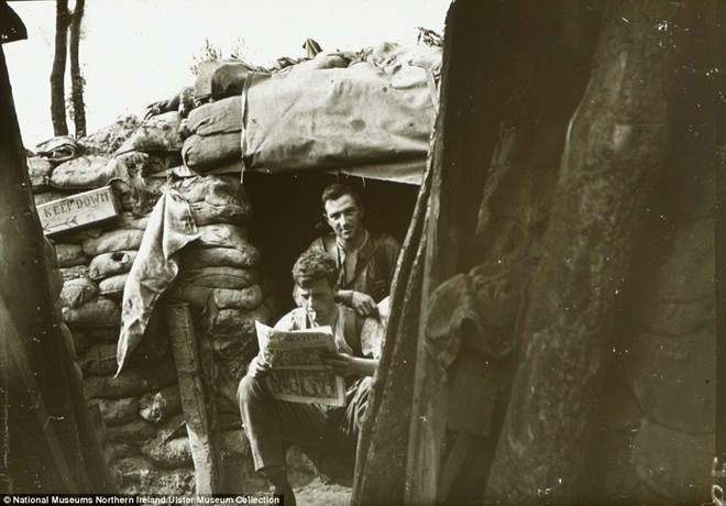 Lính trinh sát và xạ thủ bắn tỉa tại Pháp trong mùa đông 1915-1916.