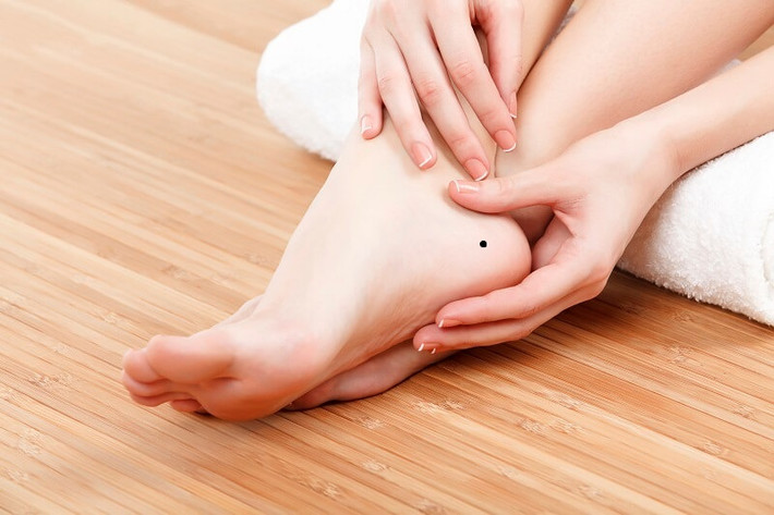 Không những thế, họ còn được quý nhân đưa đường chỉ lối nên dù công sức bỏ ra ít hơn nhưng họ luôn thu được thành quả nhiều hơn người khác.