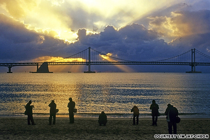 Gwanggalli là cầy cầu dài nhất Hàn Quốc và là một biểu tượng của thành phố Busan.