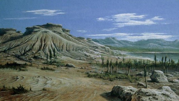 4. Tuyệt chủng Trias - Jura: Đây là cuộc tuyệt chủng đánh dấu ranh giới giữa kỷ Trias và kỷ Jura, xảy ra cách đây 199,6 triệu năm. Cuộc Đại Tuyệt chủng này có tác động sâu sắc đến đời sống sinh vật trên đất liền và trong lòng đại dương. Nhiều loài động vật có xương sống trong đại dương và bò sát biển đã biến mất, ngoại trừ thằn lằn cá, thằn lằn chân chèo. Các động vật không xương như ngành tay cuốn, ngành thân mềm, lớp lưỡng cư và đặc biệt là bò sát phụ lớp thằn lằn cổ (trừ khủng long) ở đất liền cũng bị ảnh hưởng nặng nề. Khoảng 23% số họ, 48% số chi đã bị tuyệt chủng.