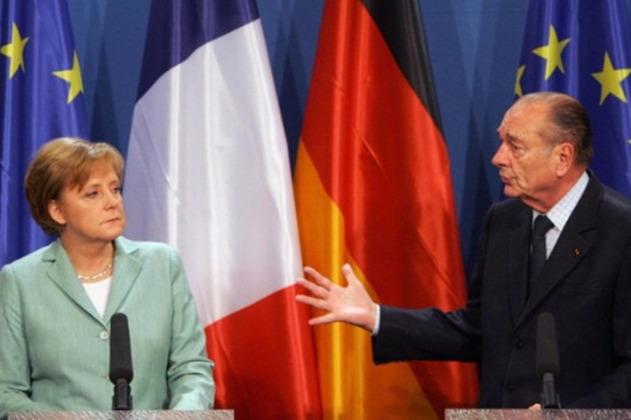 Angela Merkel lần đầu tiên tham dự Hội nghị thượng đỉnh EU trên cương Thủ tướng Đức. Sau này bà nổi tiếng là một "bà đầm thép" thẳng thừng bác bỏ những chính sách cứu trợ của Khu vực đồng Euro mà bà cho là không thỏa đáng.