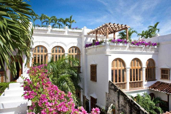 Khách sạn Casa San Agustin, Cartagena,Colombia Nằm giữa thị trấn cổ Cartagena được UNESCO xếp vào danh sách bảo tồn, khách sạn Casa San Agustin có 31 phòng và mỗi phòng có một góc nhìn riêng biệt.
