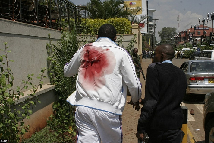 Tổ chức khủng bố Al-Shabab có liên hệ với al-Qaeda nói vụ tấn công ở Nairobi chỉ là “một phần rất nhỏ” so với cuộc bạo động giáng vào người Hồi giáo ở Somalia.
