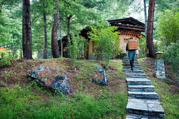 Uma by COMO, Thung lũng Punakha, Bhutan Cảnh quan tuyệt vời là đặc trưng của khu nghỉ dưỡng có 11 phòng này. Không những thế, du khách còn được thưởng thức các món ăn đặc sản của Bhutan.