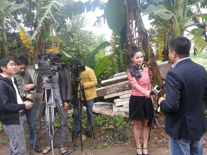 Phương Thảo từng có thời gian học tập tại trường Đại học Sân khấu và Điện ảnh, Hà Nội.