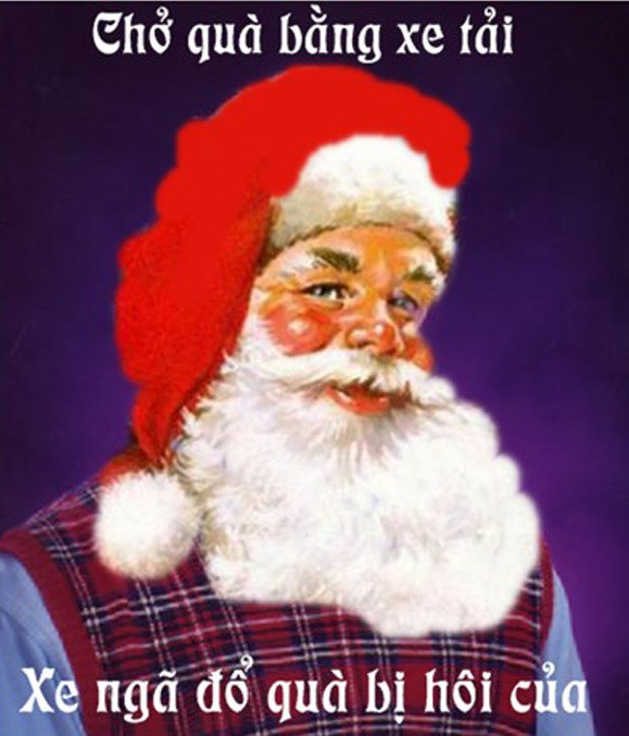 Năm nay, ông già Noel có thêm nỗi lo mới khi đi giao quà... gặp tai nạn và bị "hôi của".
