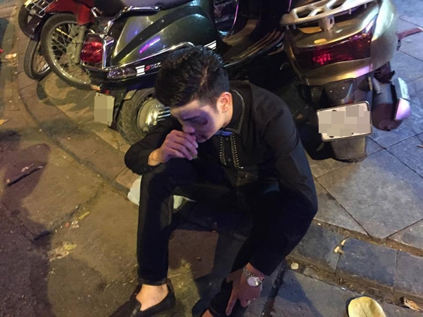 Tuy nhiên sau vài ngày gây "bão mạng", sự việc về thanh niên bị đánh đập vì hóa trang thành Kenny Sang cũng được làm sáng rõ. Theo đó, tất cả chỉ là một câu chuyện do một nhóm bạn dựng lên nhằm mục đích tạo sự vui vẻ, bất ngờ trong ngày lễ Halloween.