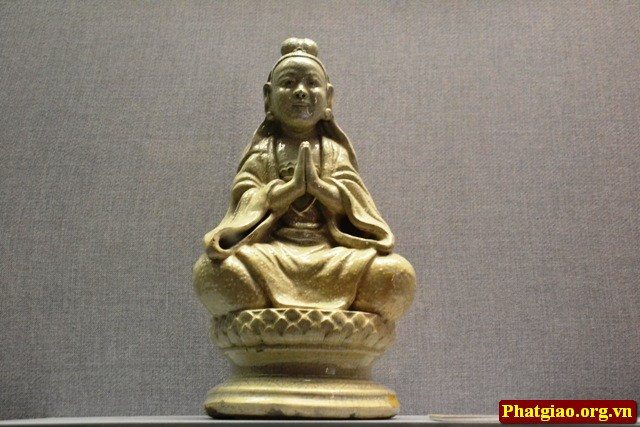 Quan Âm Tổng tử, gỗ sơn thếp vàng, thời Nguyễn, thế kỷ XIX.