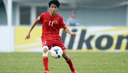 Chơi ở vị trí tiền vệ trung tâm, Thanh Hậu có khả năng cầm, giữ bóng, chuyền bóng rất tốt nhưng thiếu đi sự chắc chắn cùng với điểm yếu ngoại hình nhỏ bé. Với sự xuất sắc của Xuân Trường, Tuấn Anh... Thanh Hậu vì thế rất ít khi chiếm được một suất ra sân ở vị trí tiền vệ trung tâm - là lá phổi của toàn đội bóng.