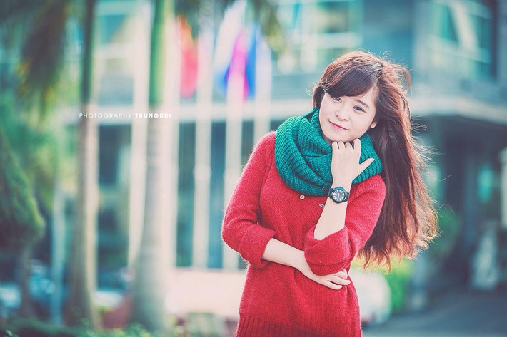 Và vì vẫn đang là học sinh cấp 3 nên Trà My thường xuyên phải căn chỉnh, cân đối thời gian học tập, chuyện tình cảm và đam mê, sở thích của mình sao cho phù hợp.