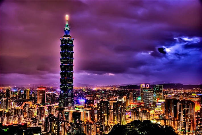 5. Vùng lãnh thổ Đài Loan: Hòn đảo Đài Loan là chủ nợ lớn thứ 5, với 196,6 tỷ USD và chiếm 1,7% tổng số nợ công của Mỹ.