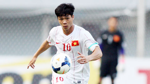 Trước một cơn bão dư luận, Công Phượng để mặc cho bao người phán xét, đánh giá... còn bản thân chàng cầu thủ xứ Nghệ chỉ tập trung cho bóng đá.