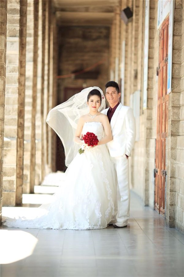 Với Hoàng Thiên, cưới vợ là một "bàn thắng của cuộc đời" anh. Hiện tại cầu thủ mang áo số 10 này đang rất cố gắng để vừa đá bóng giỏi, vừa làm một người chồng tốt. Mùa giải V-League 2015 tới, Hoàng Thiên và Công Phượng được người hâm mộ chờ đợi sẽ cùng nhau đạt được phong độ cao, ghi thật nhiều bàn thắng.