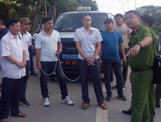 Trước đó, trong 3 ngày 16, 17 và 18/7, Vì Văn Toán, Vương Văn Hùng, Lường Văn Hùng, Lường Văn Lả, Bùi Văn Công và Phạm Văn Nhiệm đã lần lượt được đưa đến hiện trường vụ án. Trong quá trình thực nghiệm điều tra, các đối tượng diễn lại hành vi tội ác phù hợp với lời khai và diễn biến của vụ án.
