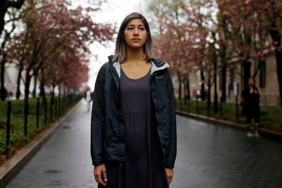 Sulkowicz Emma quả quyết rằng nếu nhà trường không tìm ra và đuổi học kẻ đã hãm hiếp cô, cô sẽ tiếp tục dự án của mình cho tới ngày nhận bằng tốt nghiệp và bất chấp mọi lời nói, hành động ngăn cản.