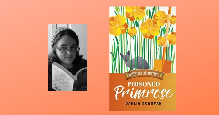 Poisoned Primrose là tác phẩm nổi tiếng của Dahlia. Sau khi chuyển đến sống tại vùng nông thôn nước Anh, cuộc sống yên bình của Pineapple “Motts” Mottley bỗng rơi vào hỗn loạn khi cô tìm thấy một xác chết trong vườn. Motts bị cuốn vào vụ án án lớn và vô tình trở nên thân thiết với thám tử địa phương - Teo Herceg. Ảnh:New in Books.