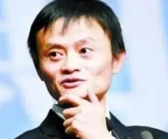 Người xưa đúc kết 'Tai to may mắn, trường thọ, mũi nhỏ khó làm giàu' - Hình 2 Nguoi xua duc ket 'Tai to may man, truong tho, mui nho kho lam giau'-Hinh-2