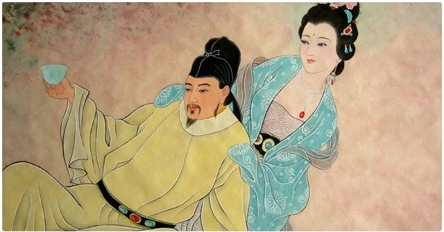 Bị chê già, sủng phi liền lấy chăn đè hoàng đế ngạt thở Bi che gia, sung phi lien lay chan de hoang de ngat tho