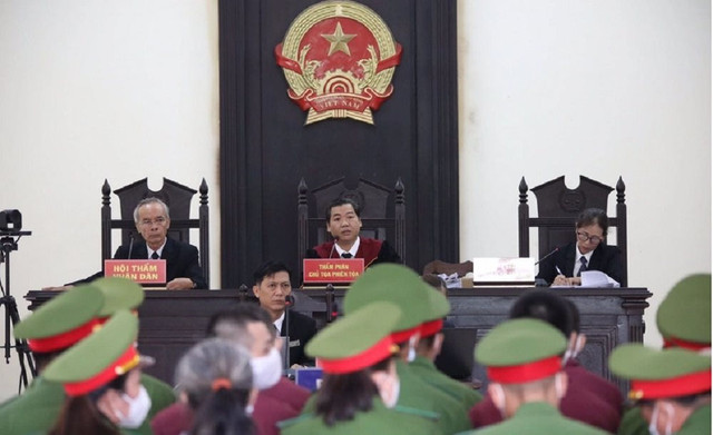 TAND huyện Đức Hòa, tỉnh Long An, tiếp tục xét xử sơ thẩm ông Lê Tùng Vân. tinh-that-2.jpg