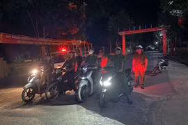 Huy động 100 người tham gia, phối hợp truy bắt phạm nhân trốn trại ở Nghệ An.