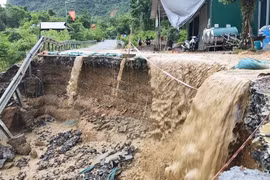 Xây mới và sửa chữa 1.000 căn nhà bị thiệt hại do mưa lũ ở Nghệ An